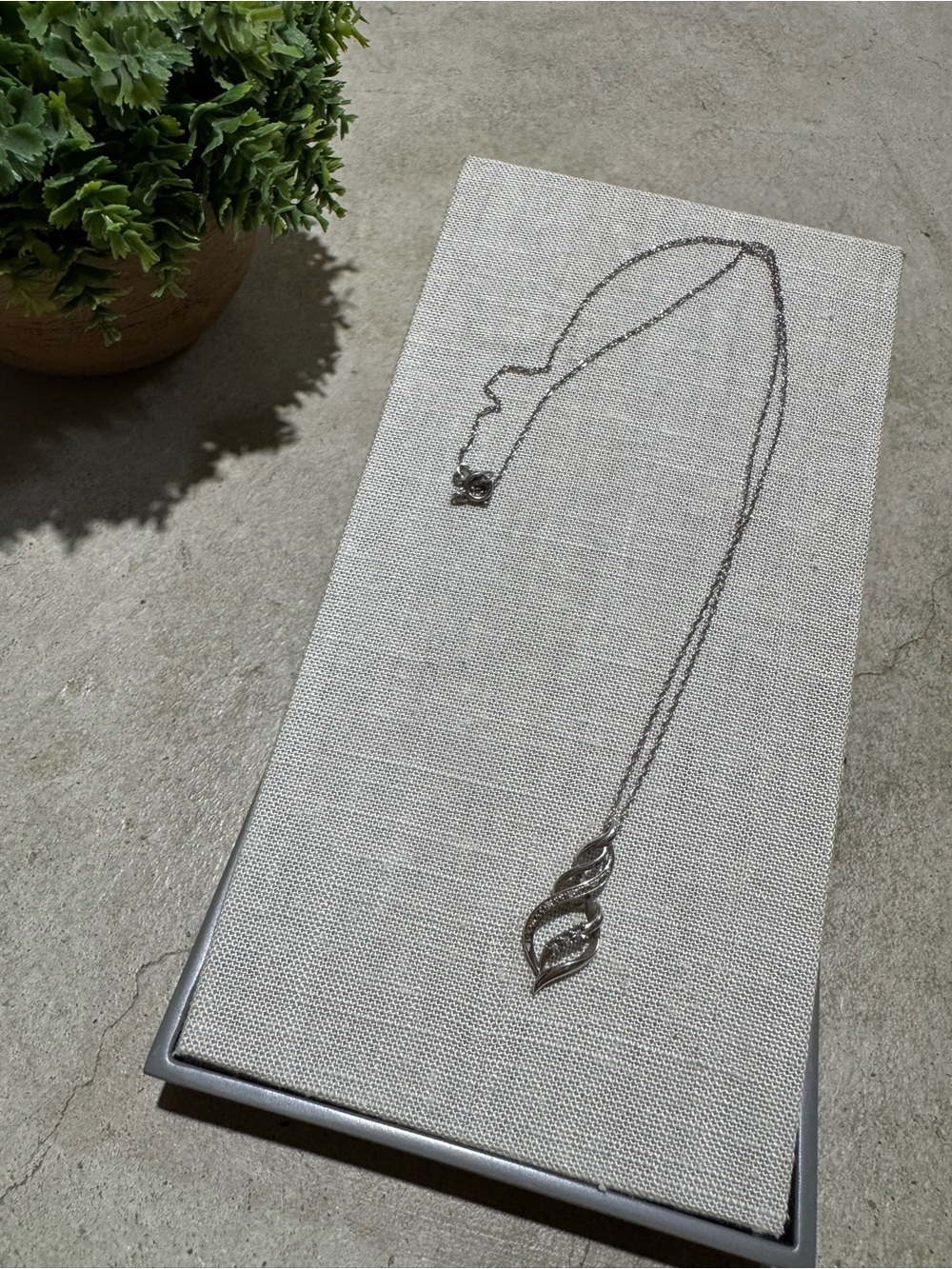 Sterling Silver 925 18”‎ Necklace Teardrop Pendant Fine Jewelry Chain Dainty